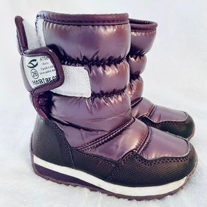 Hobibear snow boots size 6